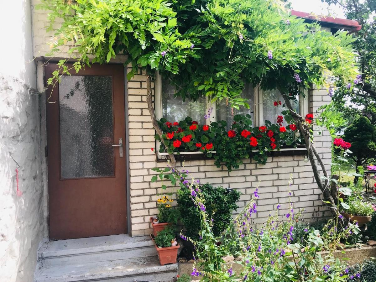 Garden View Apartment Znojmo Εξωτερικό φωτογραφία