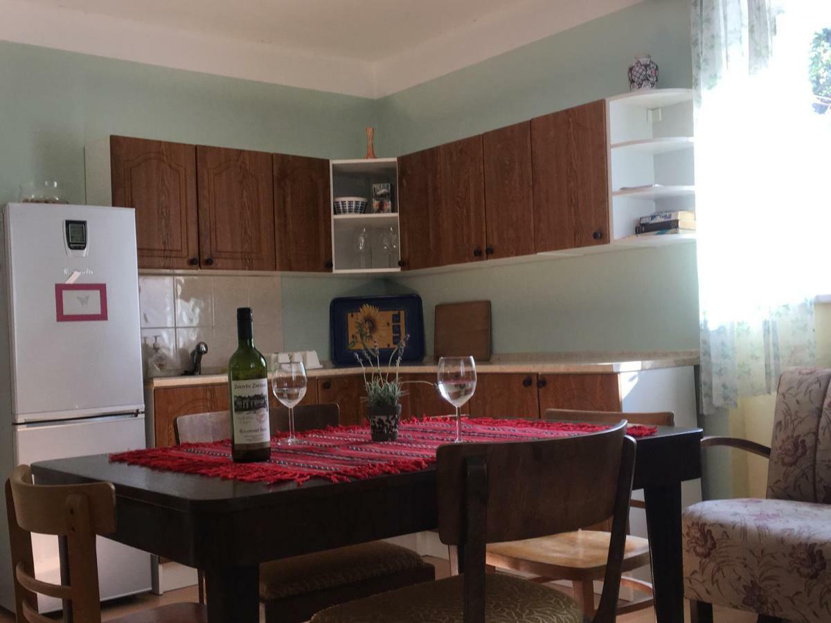 Garden View Apartment Znojmo Εξωτερικό φωτογραφία